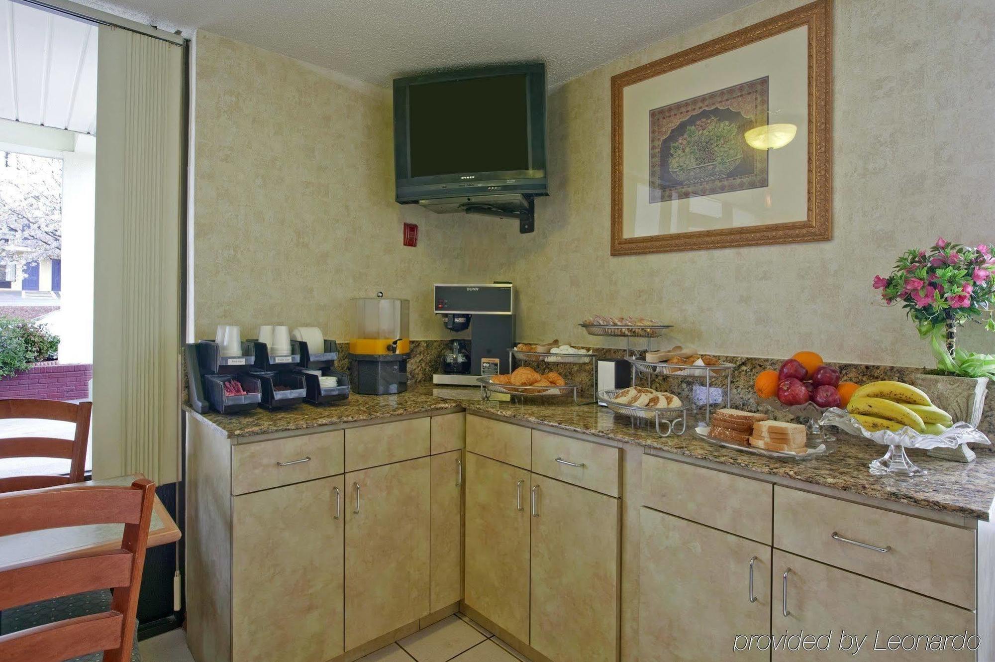 My Home & Suites Covington Restaurante foto